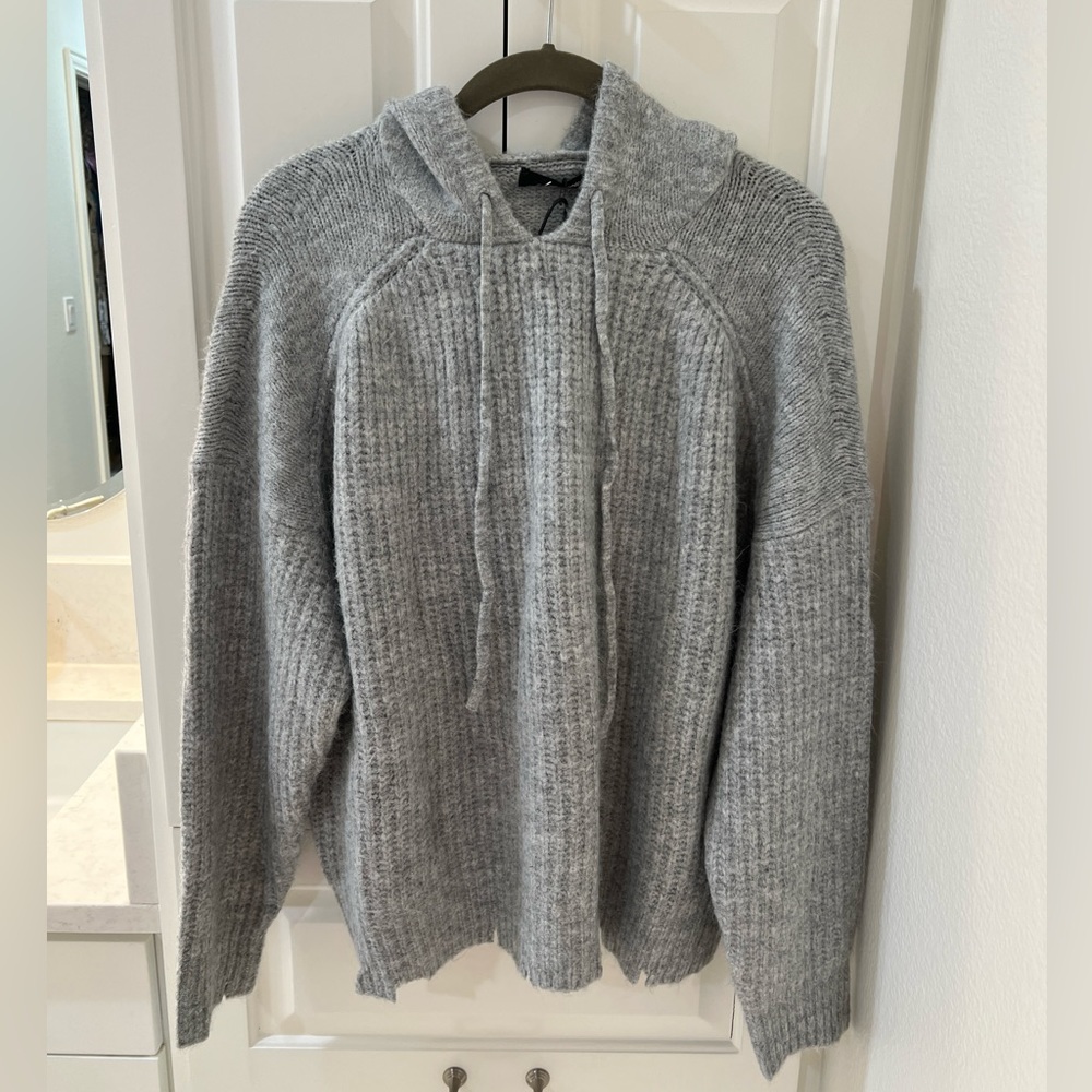 Brand New Olivaceous Distressed Light Grey Cropped Sweater Hoodie, Size L